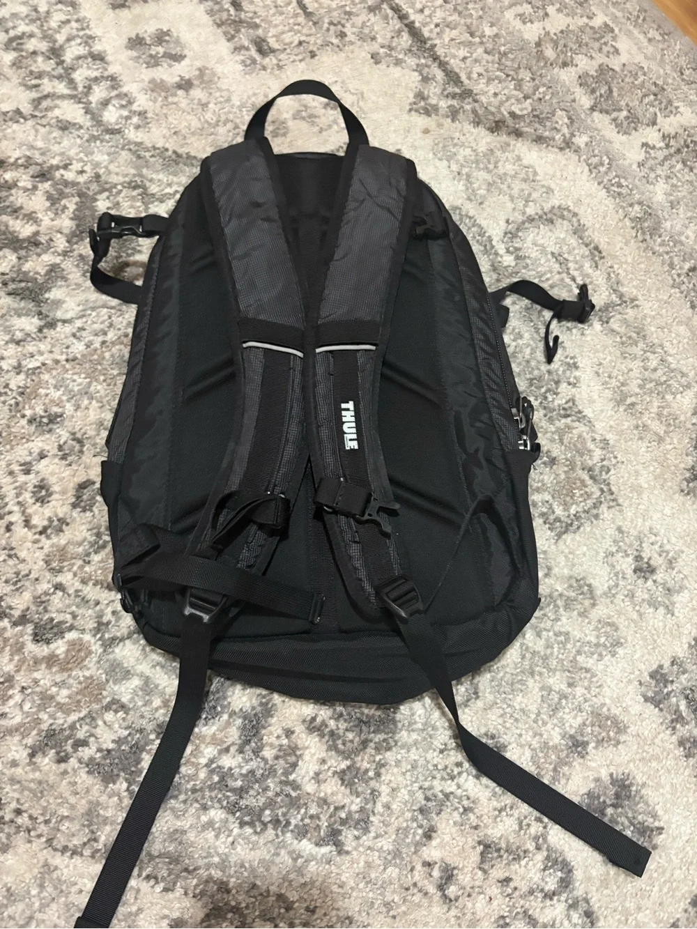 Thule EnRoute Escort 2 Daypack 27L Backpack SafeZone 15.6